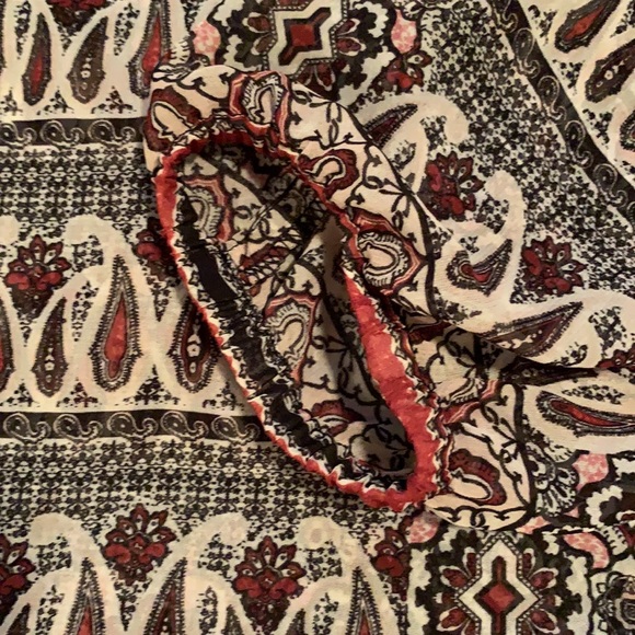 Liz Claiborne Paisley semi-sheer Tunic - Picture 5 of 6